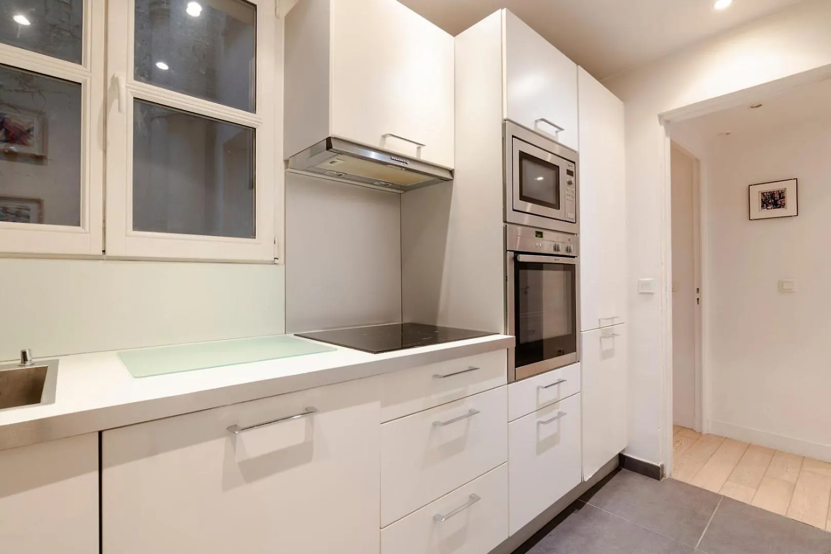 Charming Canal Saint-Martin Paris Apartment